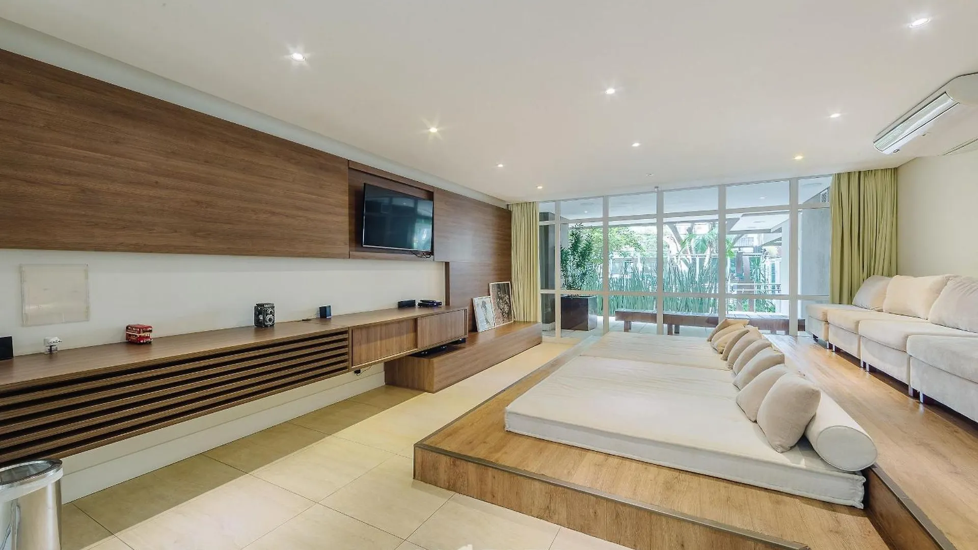 Apartament Apto C/ Varanda A 750M Do B. Do Batman Pdm0208 São Paulo
